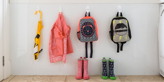 Types of hanging hooks used for storing bags, coats, and umbrellas
